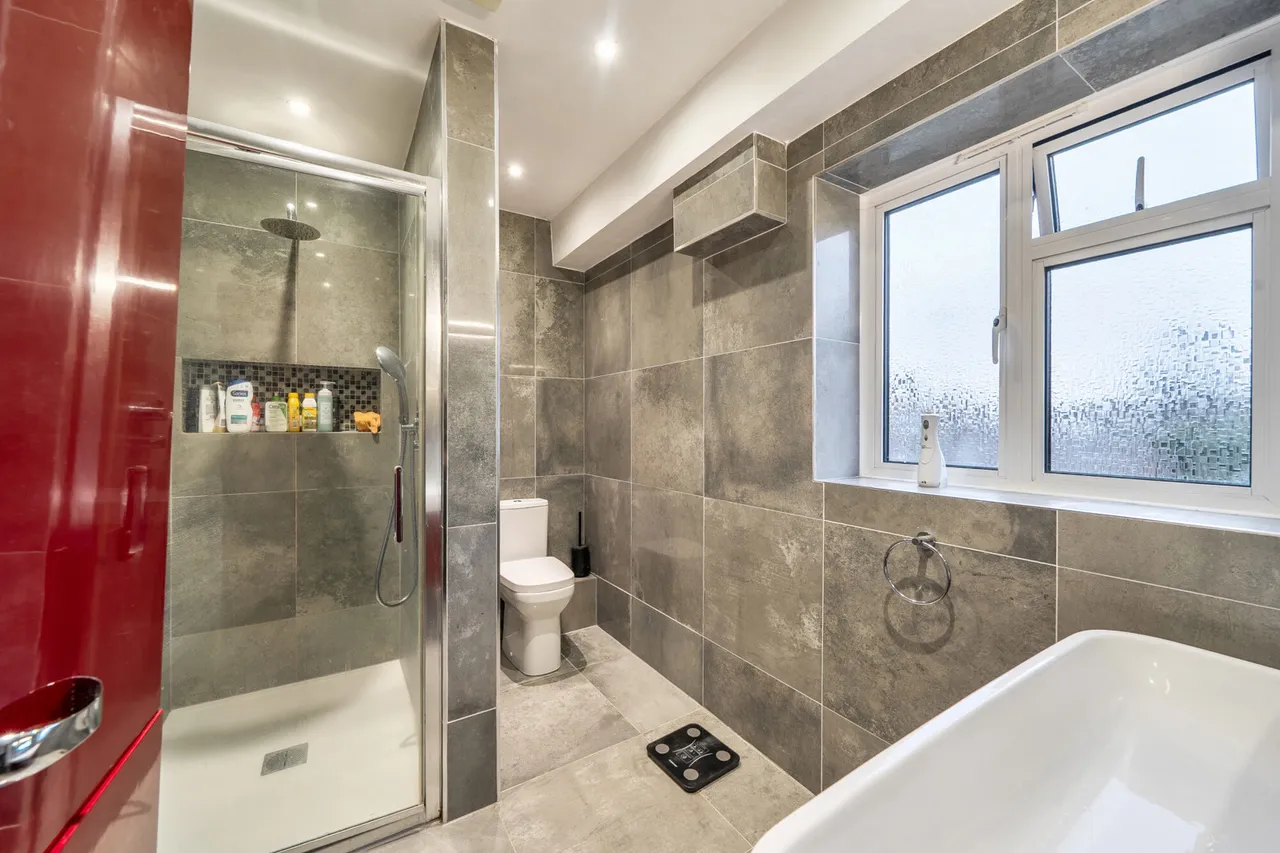 Wemborough Road, Stanmore, HA7, photo 9