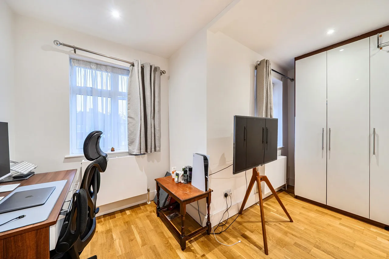 Wemborough Road, Stanmore, HA7, photo 19
