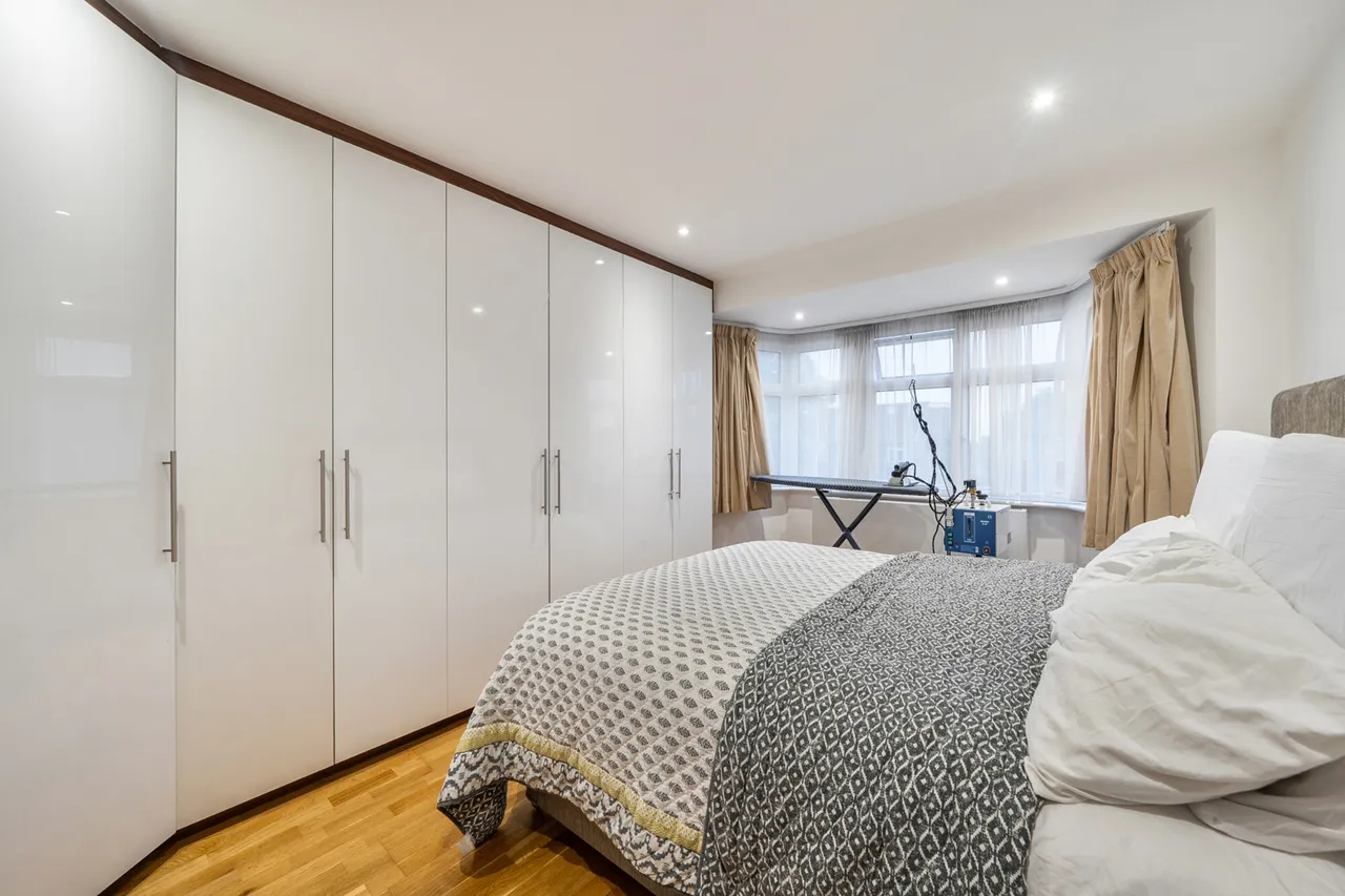 Wemborough Road, Stanmore, HA7, photo 6