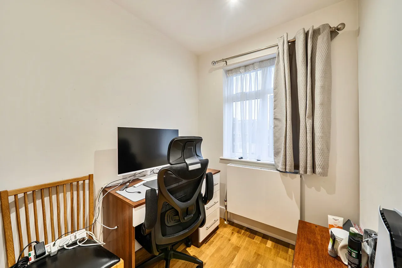 Wemborough Road, Stanmore, HA7, photo 8