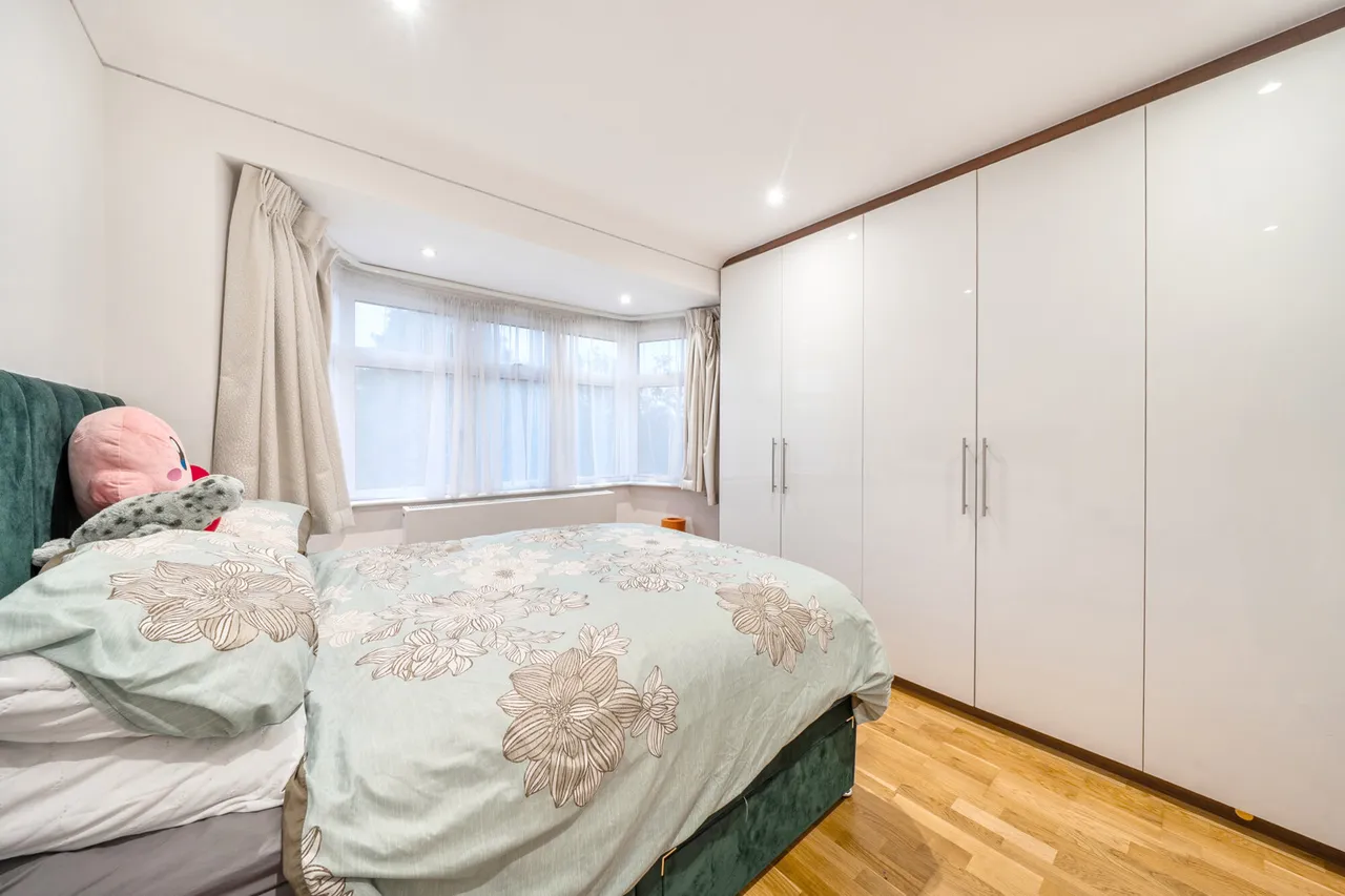 Wemborough Road, Stanmore, HA7, photo 11