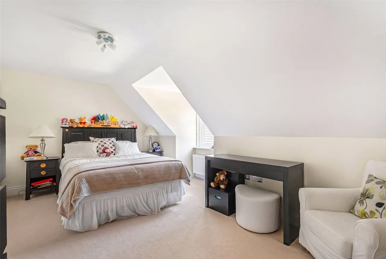 Hill Road, Haslemere, GU27, photo 18