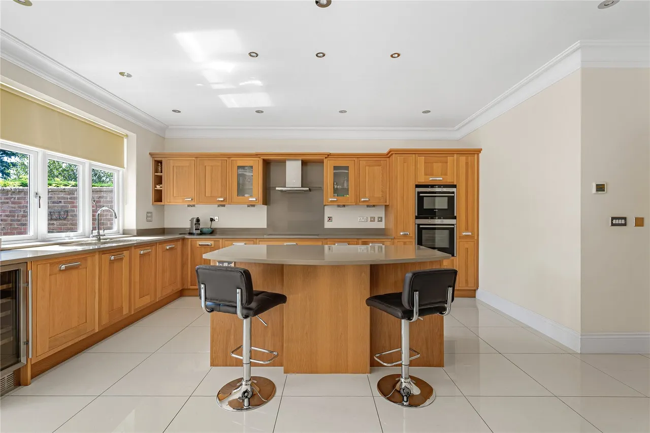 Hill Road, Haslemere, GU27, photo 5