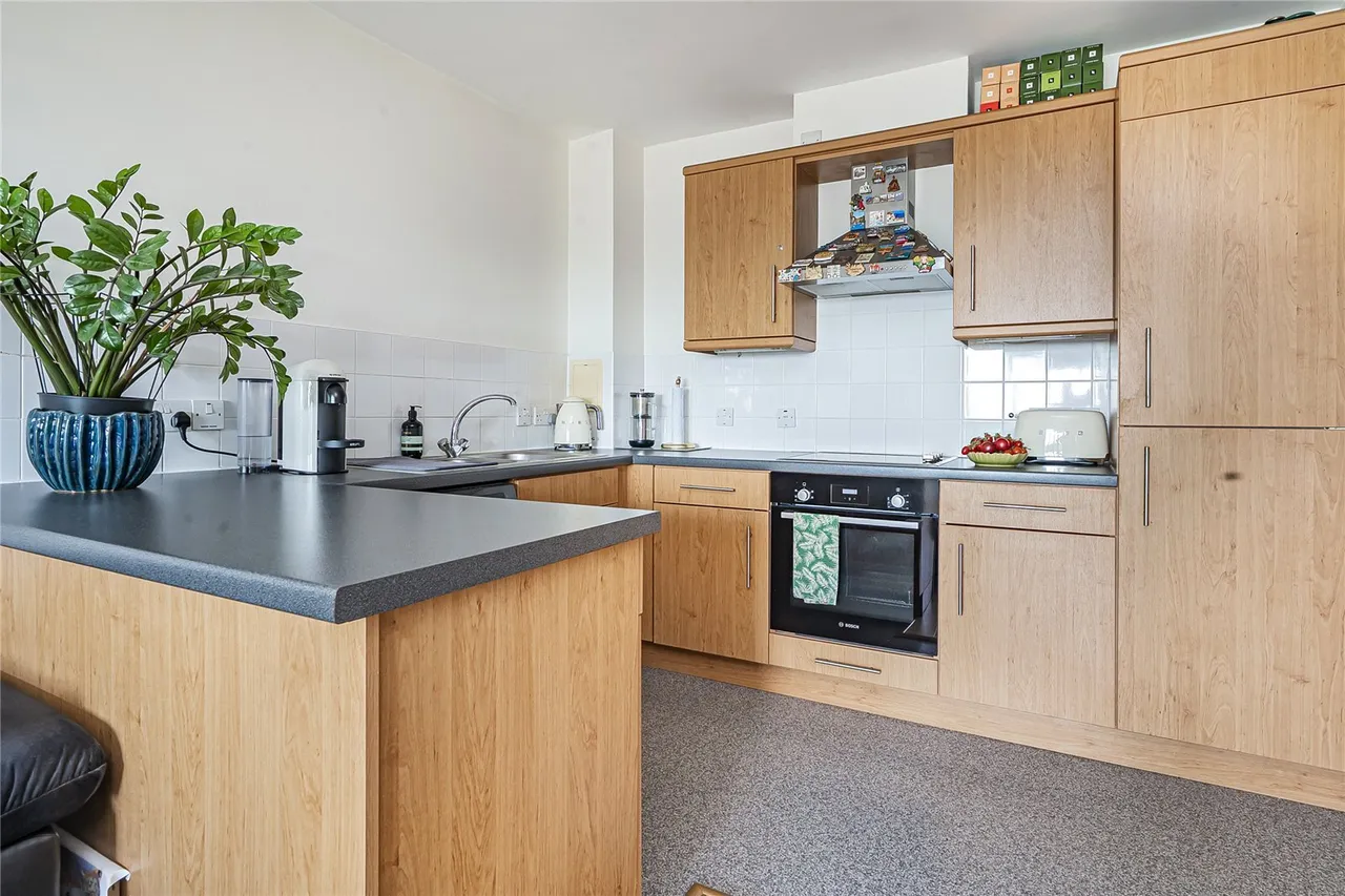 Prince Regent Road, Hounslow, TW3, photo 5