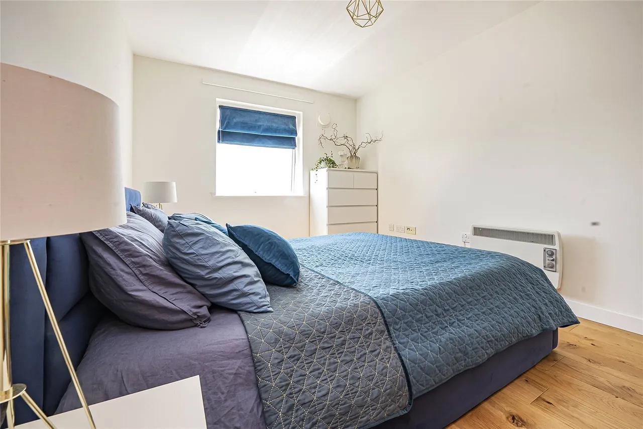 Prince Regent Road, Hounslow, TW3, photo 10