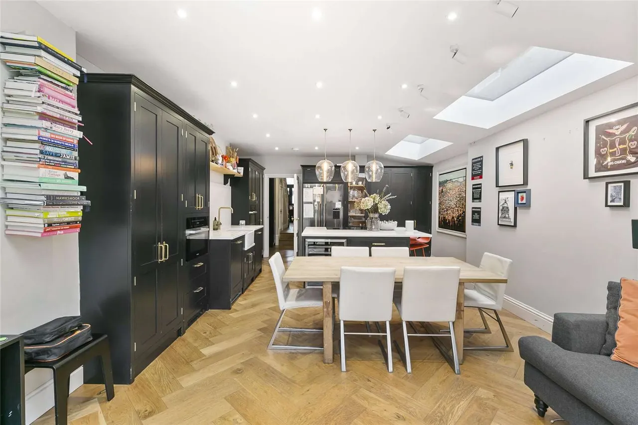 Hydethorpe Road, London, SW12 0JE, photo 3