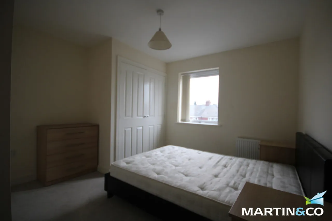 Claypit Lane, West Bromwich, B70, photo 7