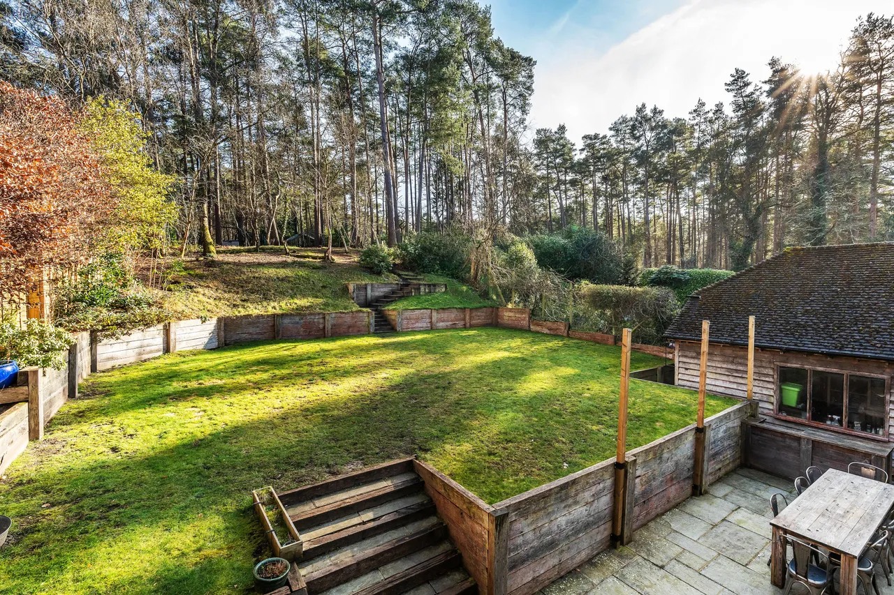 Frensham Vale, Farnham, GU10, photo 9