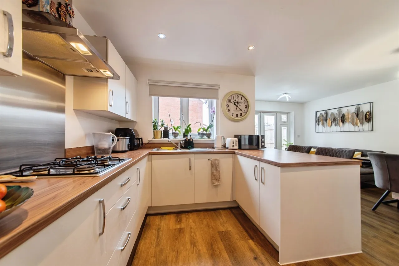 Lingfield Park BOURNE, PE10, photo 14