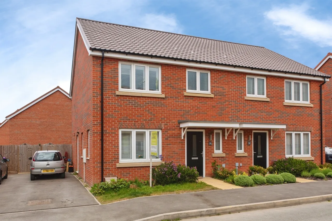 3 bed house for sale, Lingfield Park BOURNE, PE10