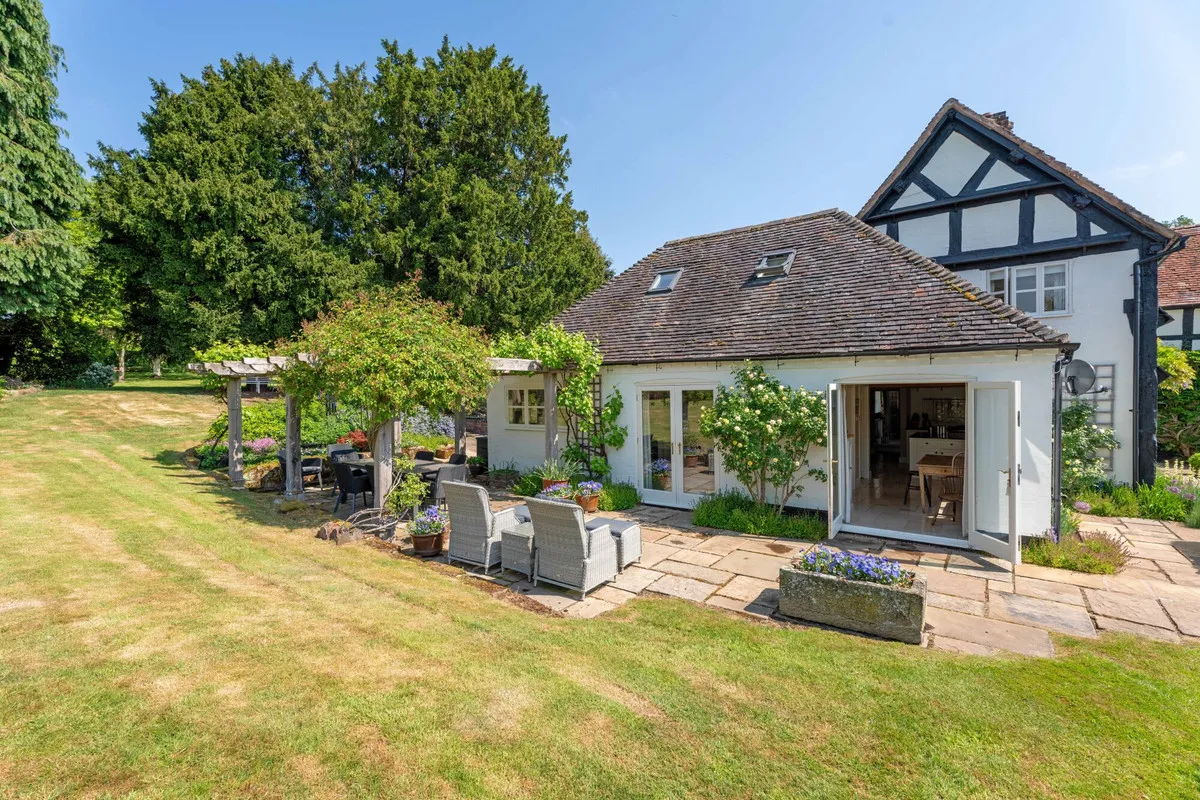 Parsonage Lane, Omberlsey, WR9, photo 23