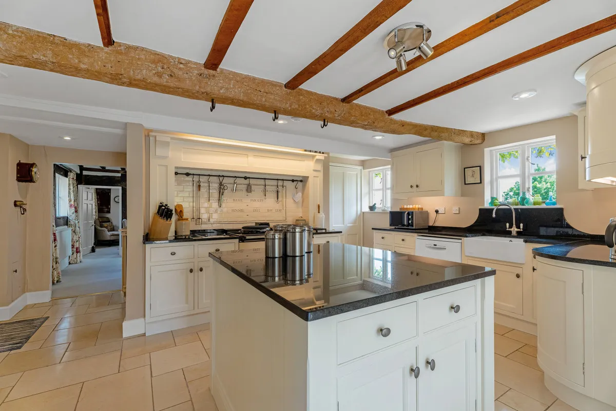 Parsonage Lane, Omberlsey, WR9, photo 4