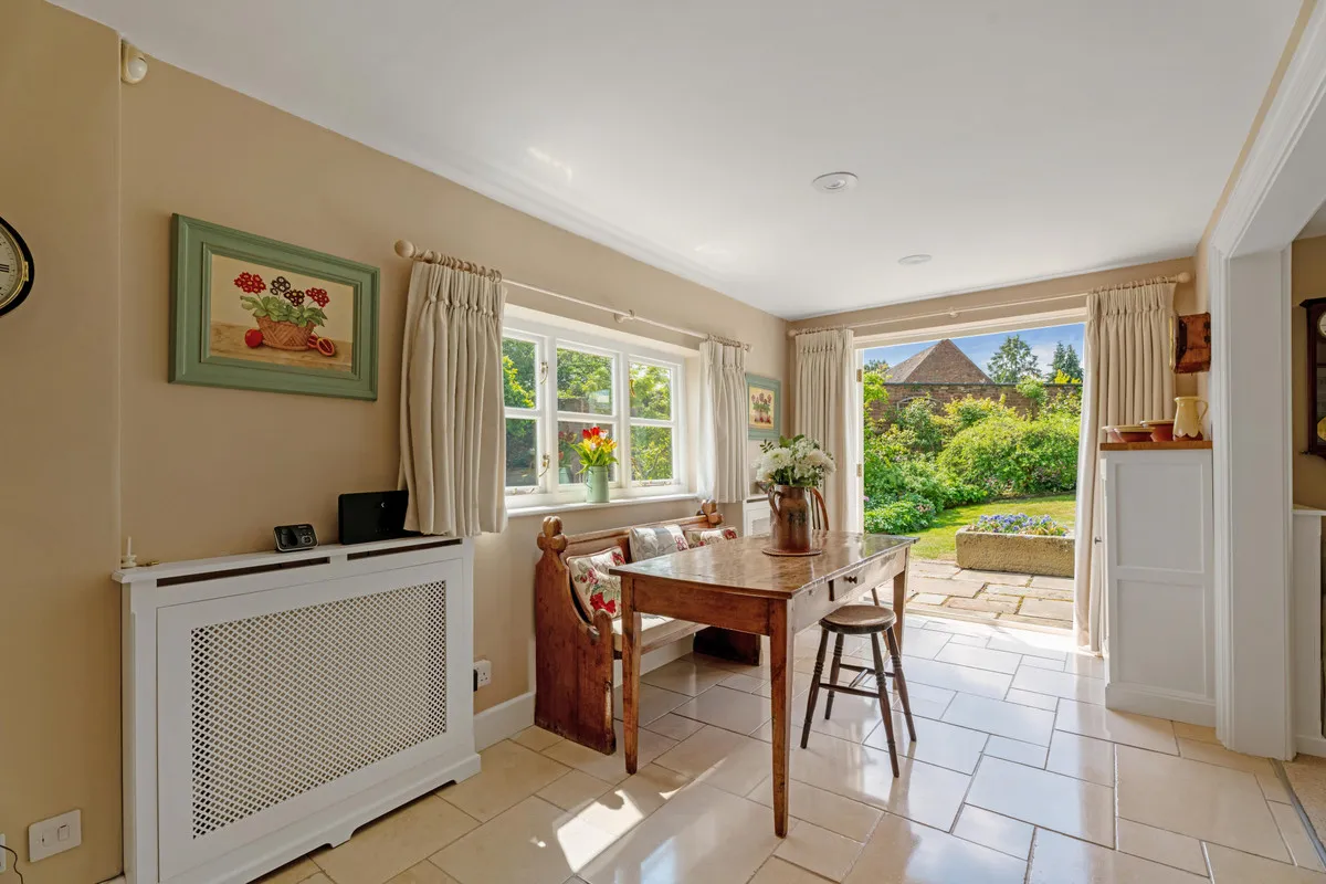 Parsonage Lane, Omberlsey, WR9, photo 6