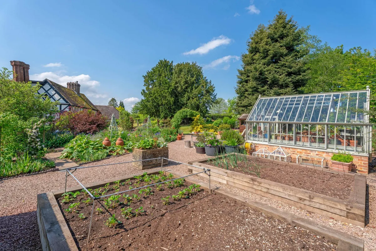 Parsonage Lane, Omberlsey, WR9, photo 27