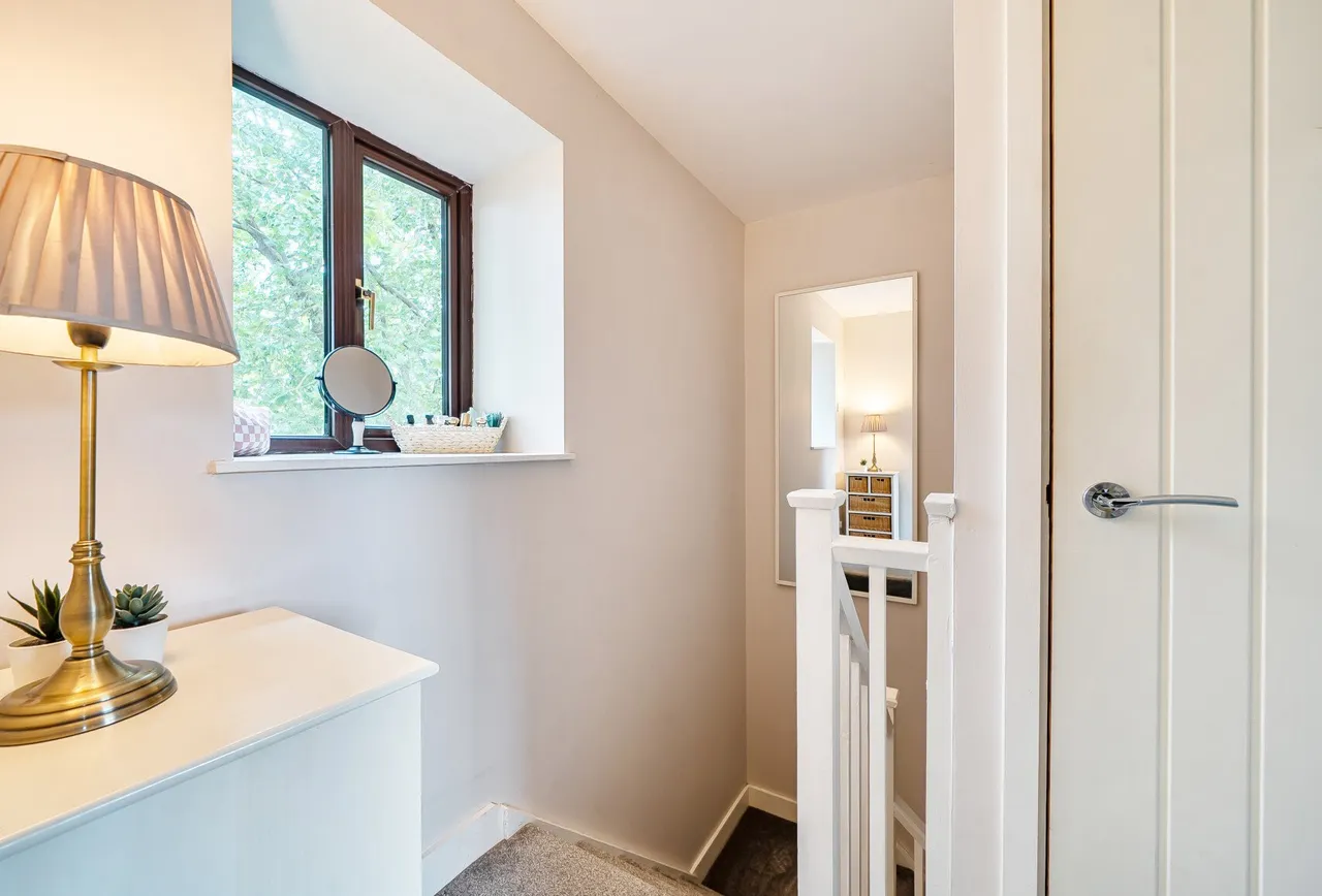 Longs Drive, Gloucestershire, Yate, BS37 5XN, photo 15