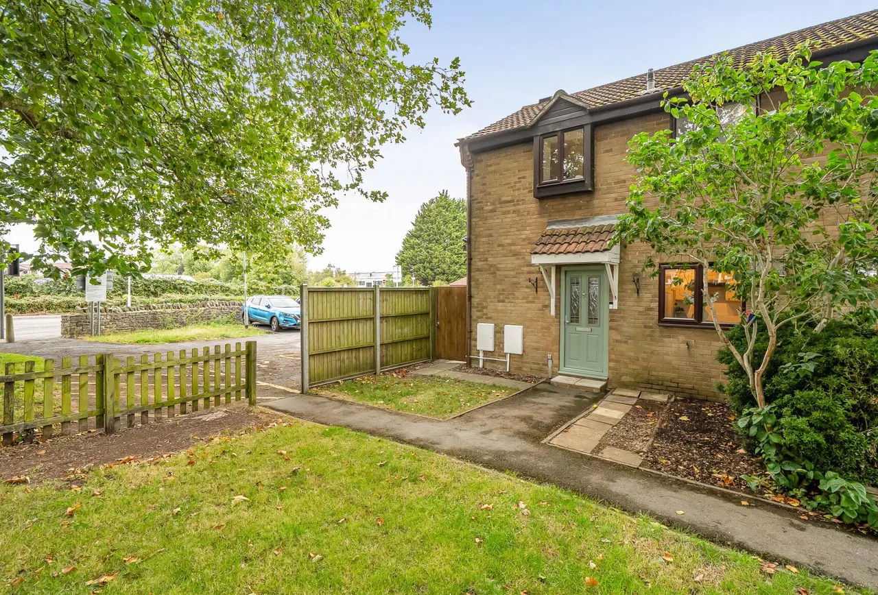2 bed house for sale — Longs Drive, Gloucestershire, Yate, BS37 5XN