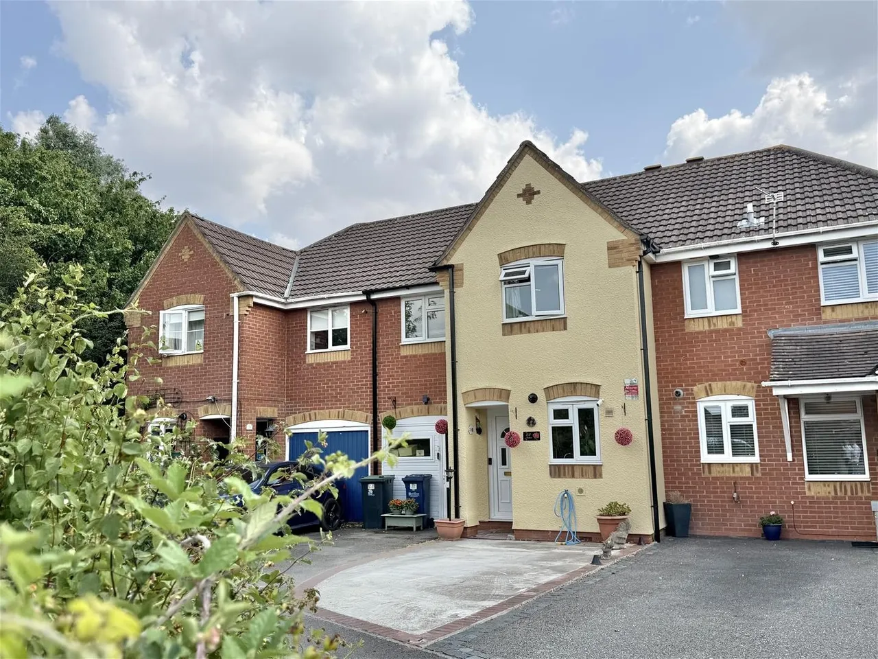 3 bed house for sale — Horsefields, Gillingham SP8 4UQ