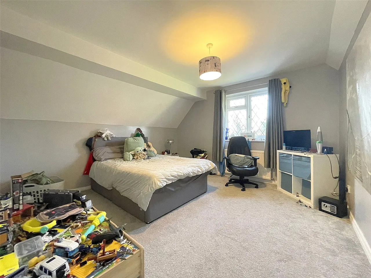 Tenby Road, Frimley, GU16, photo 13