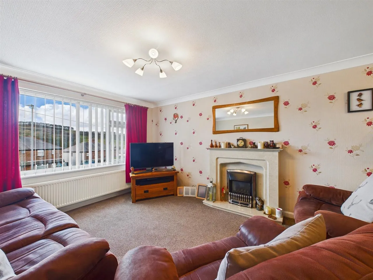 Harpur Hill Road, Buxton, photo 3