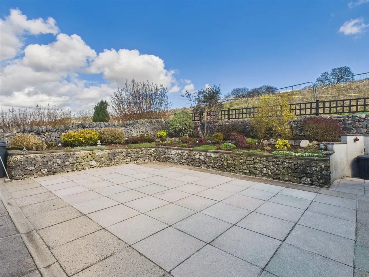 Harpur Hill Road, Buxton, photo 10