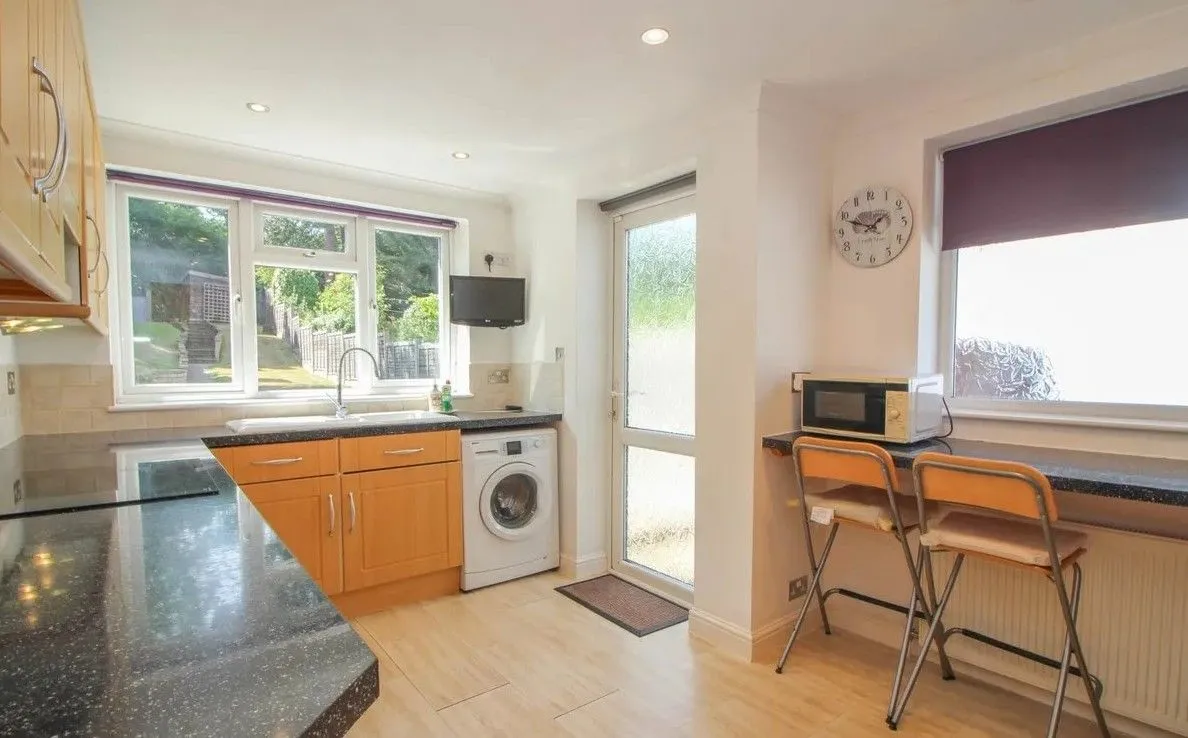 St. Georges Drive, Watford, WD19, photo 12