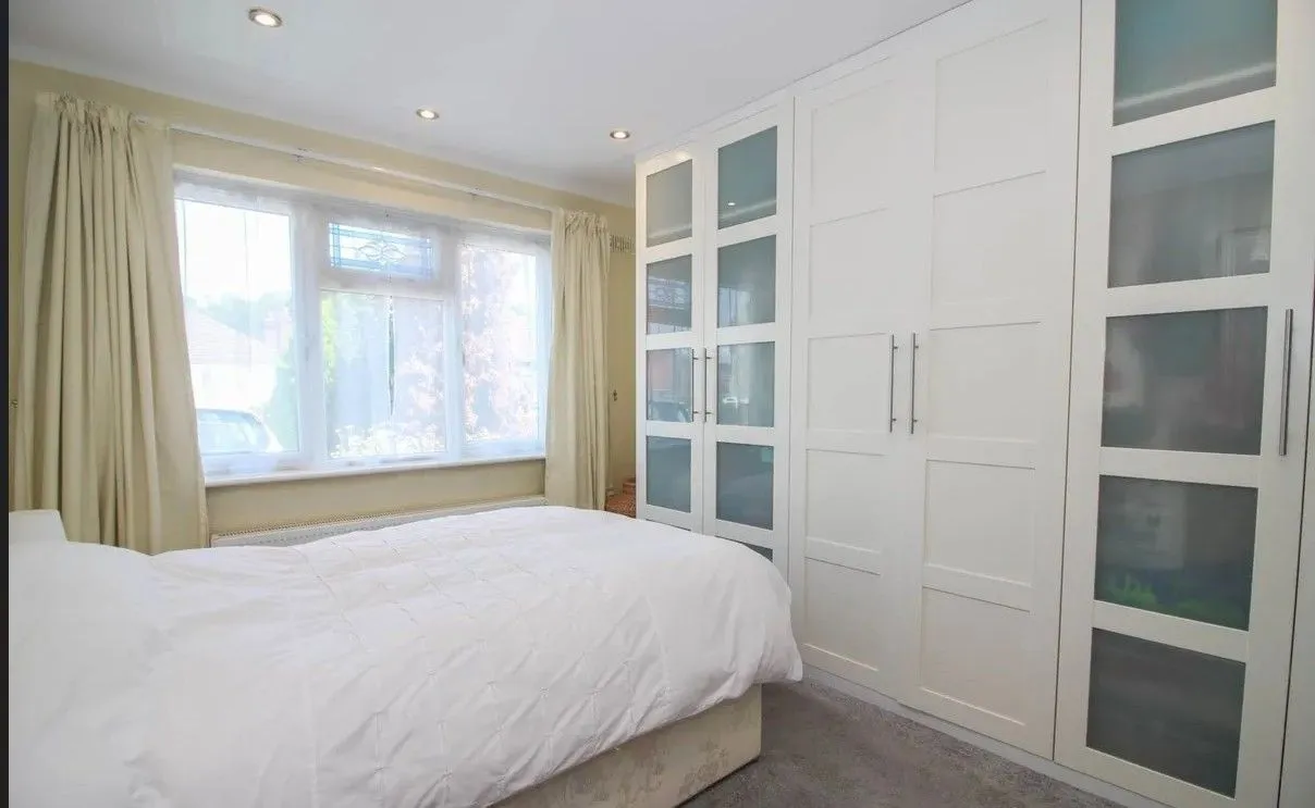 St. Georges Drive, Watford, WD19, photo 6