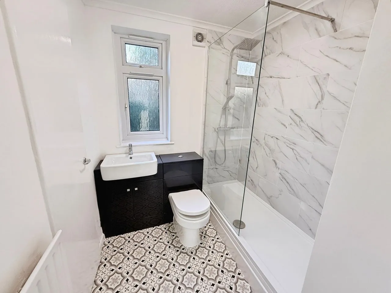 Deercote, Telford, TF3, photo 8