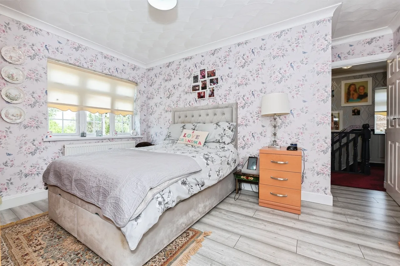 Marian Close, North Stifford, Grays, photo 9