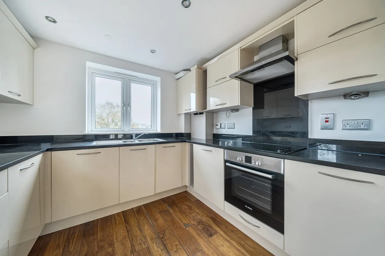Elm Road, DA14, photo 19