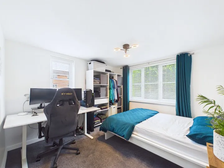 Mount Pleasant Avenue, Parr, WA9, photo 6