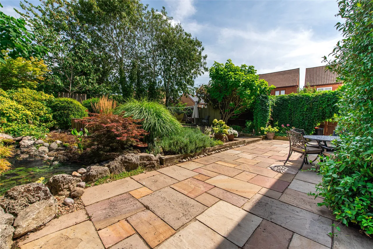 Pigott Drive, Shenley Church End, MK5, photo 16