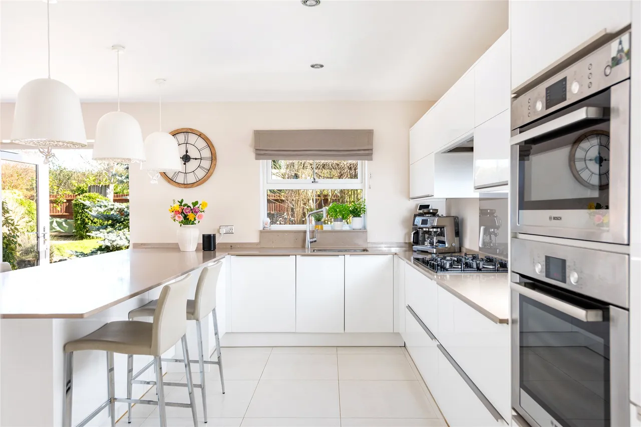 Pigott Drive, Shenley Church End, MK5, photo 10
