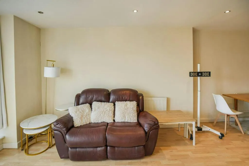 Bowman Lane, Hunslet, LS10, photo 6
