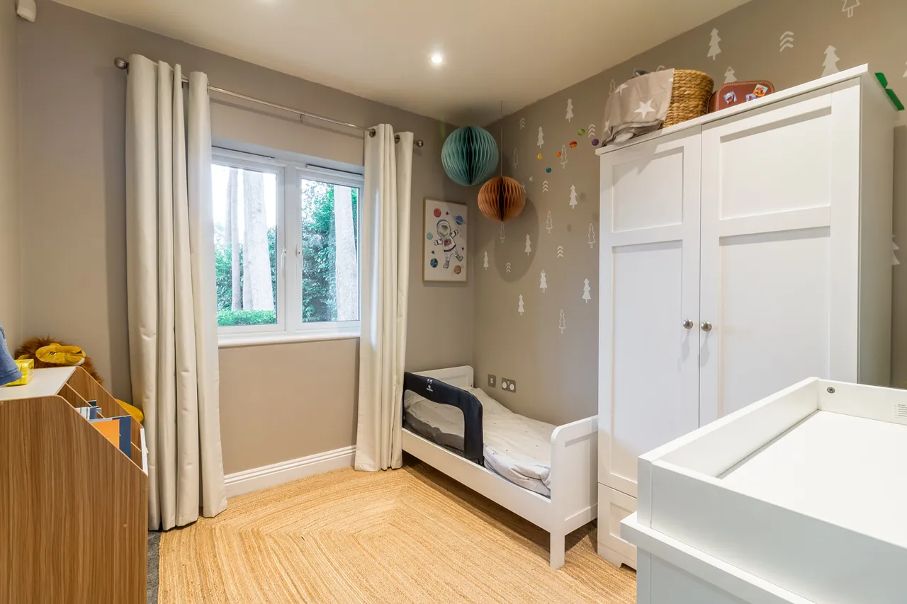 24 Pinewood Road, St. Ives, Ringwood, BH24 2PA, photo 20
