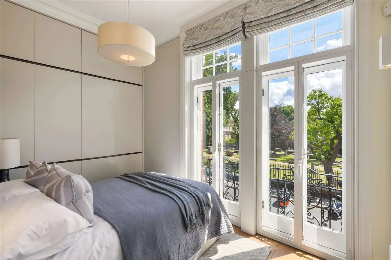 Burton Court, Franklins Row, London, SW3 4TA, photo 11