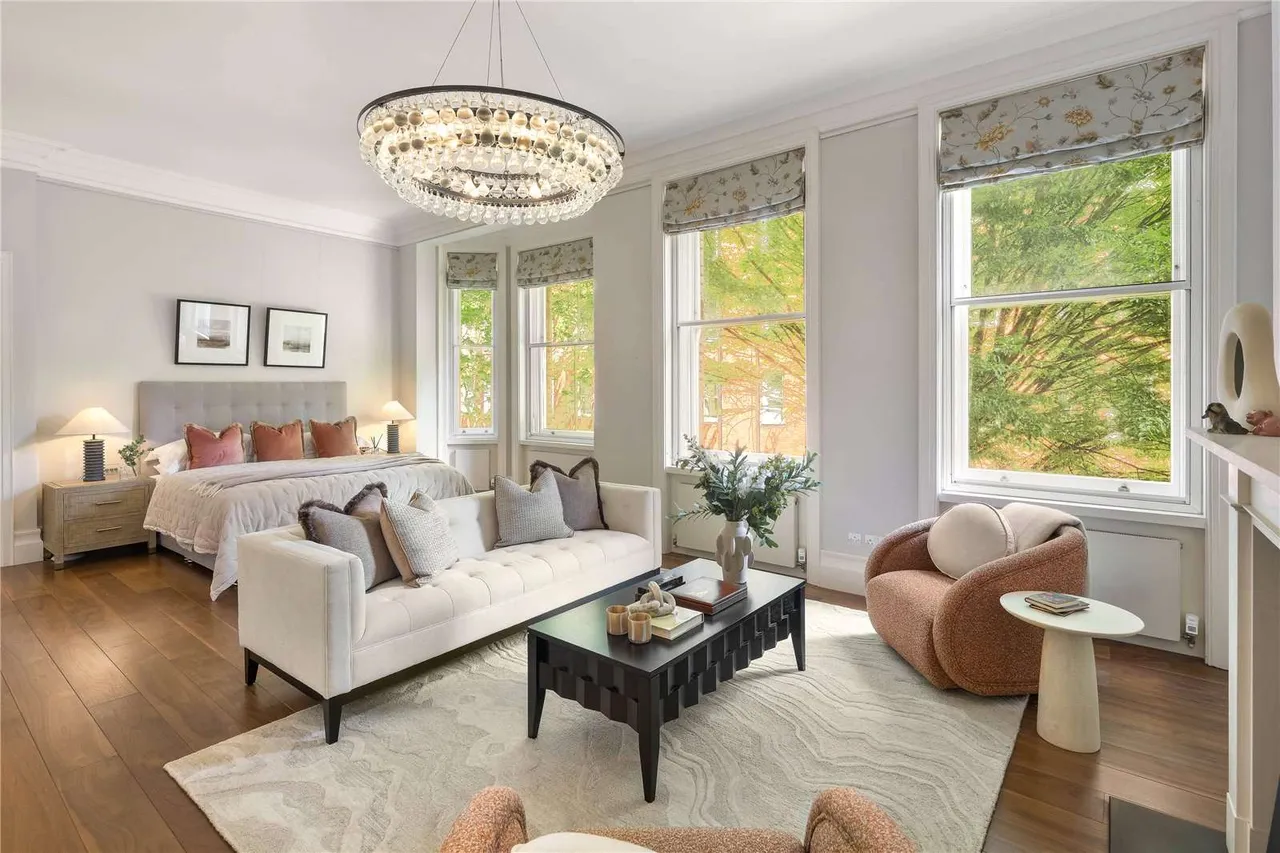 Burton Court, Franklins Row, London, SW3 4TA, photo 6