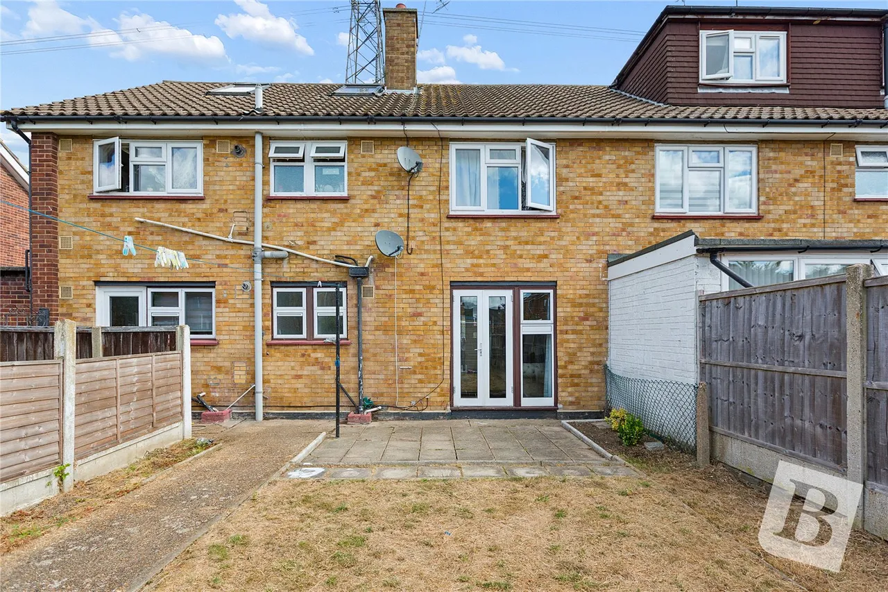 Roseberry Gardens, Upminster, RM14, photo 12