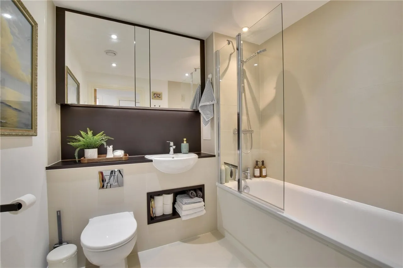 Loop Court, 1 Telegraph Avenue, Greenwich, London, SE10, photo 8