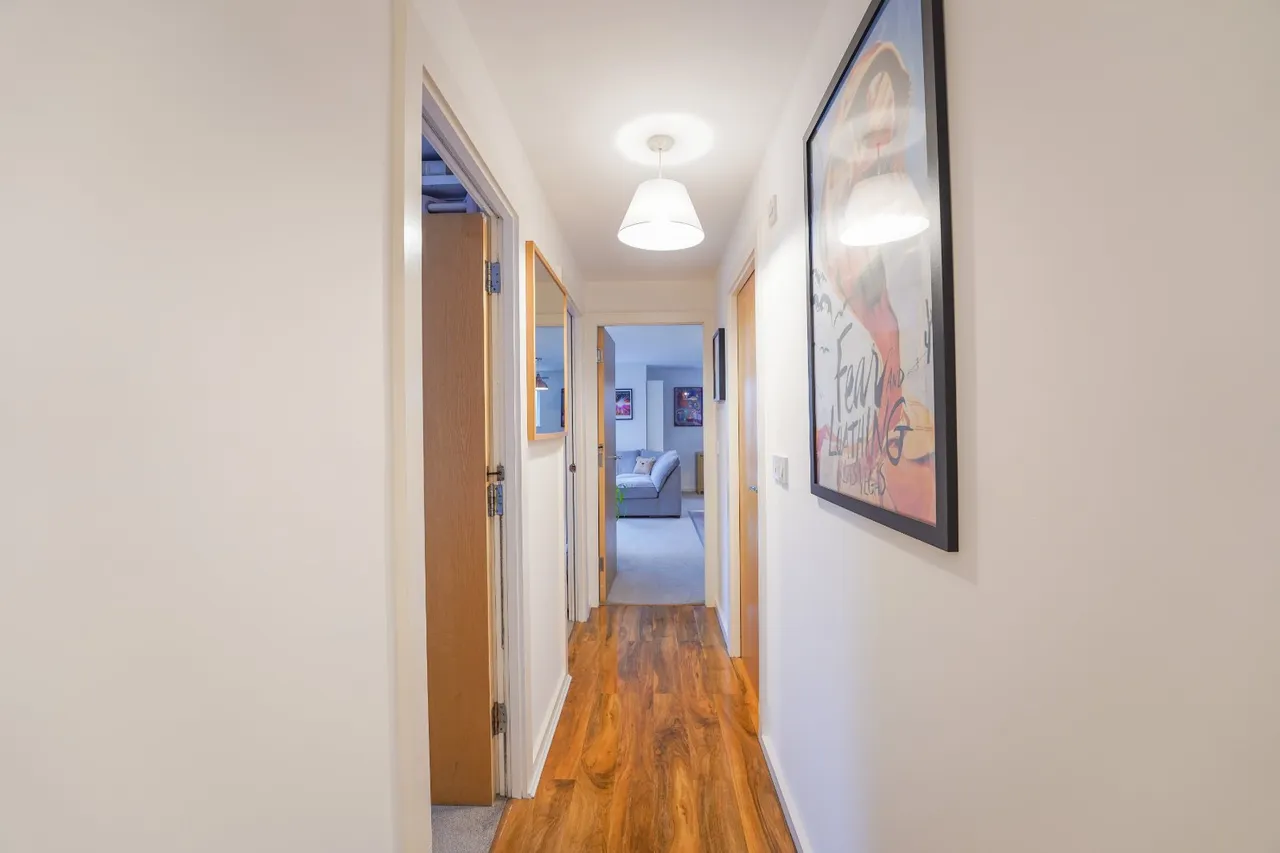 Carrington Lane, Sale, M33, photo 7
