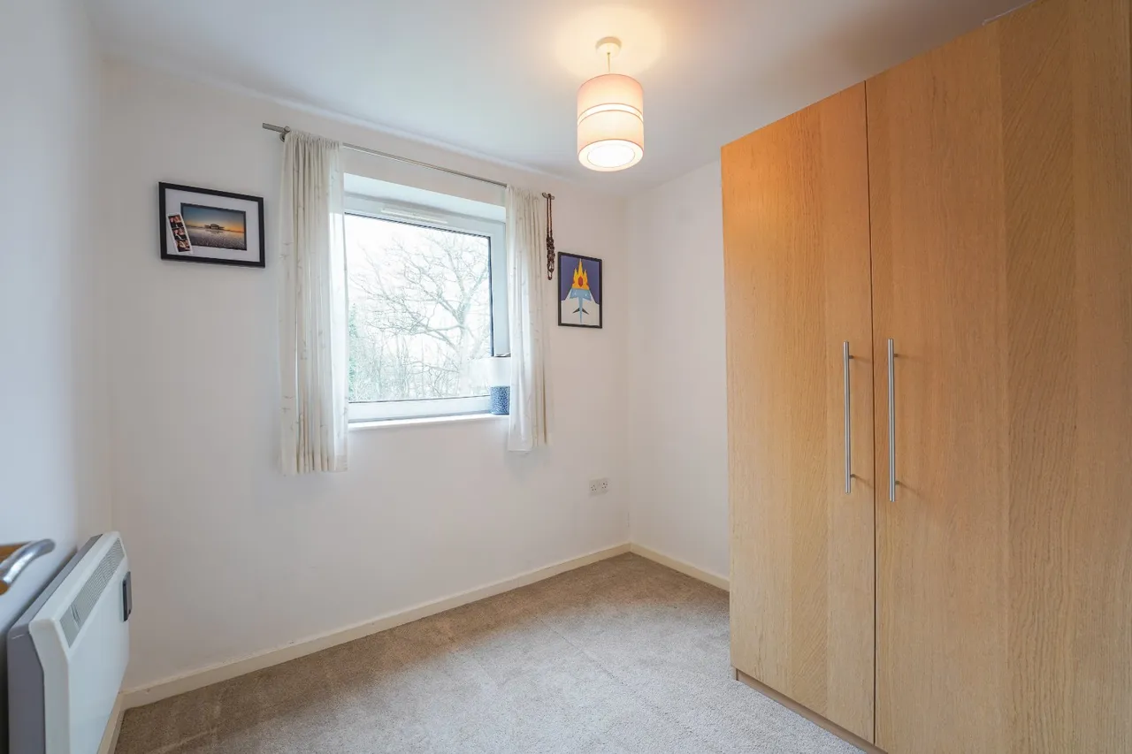 Carrington Lane, Sale, M33, photo 11