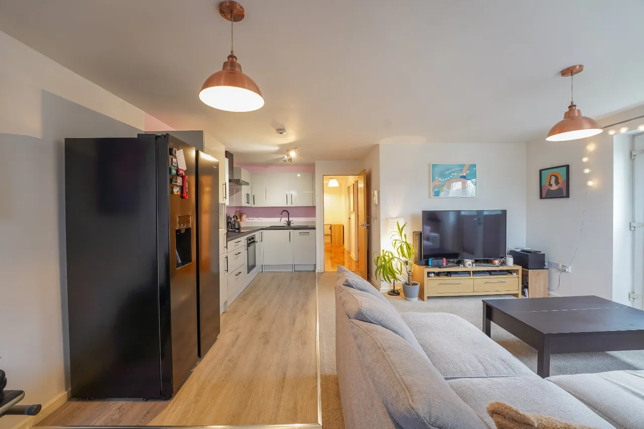 Carrington Lane, Sale, M33, photo 9