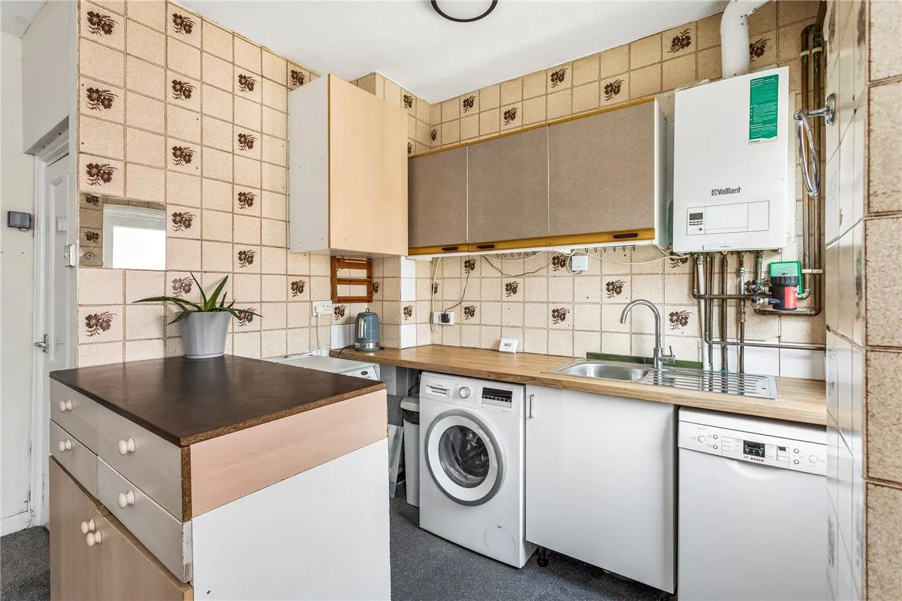 Lessingham Avenue, London, SW17, photo 5