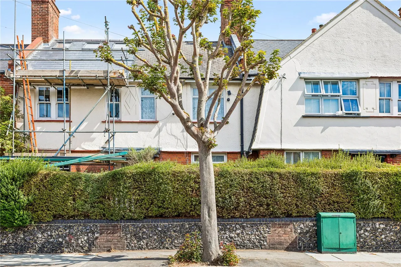 Lessingham Avenue, London, SW17, photo 11