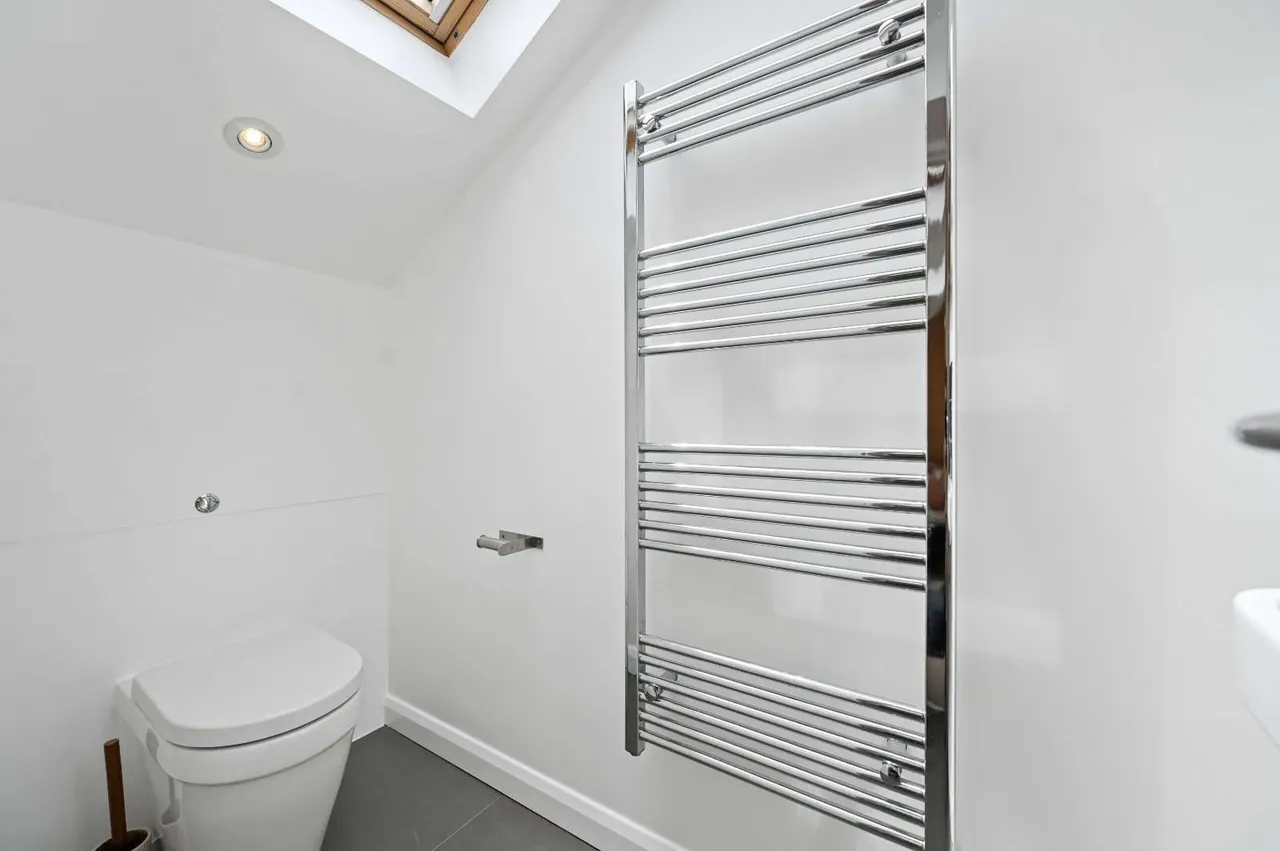 Bloemfontein Way, Shepherds Bush, London, W12 7BQ, photo 9