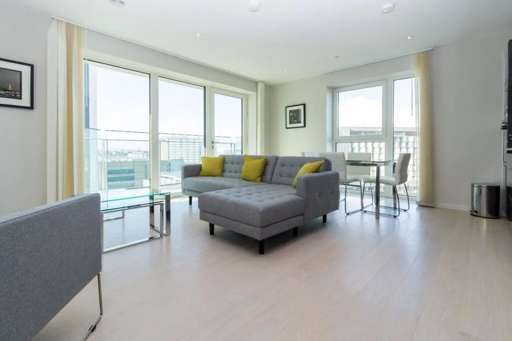 2 bed flat for sale, Glasshouse Gardens, Stratford, E20