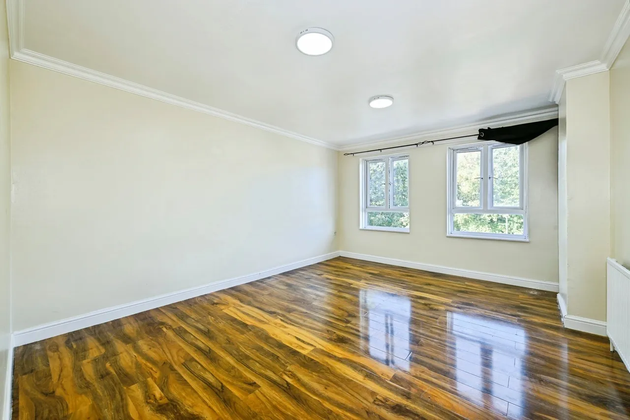 Soudan Drive, NOTTINGHAM, Nottinghamshire, NG2, photo 4
