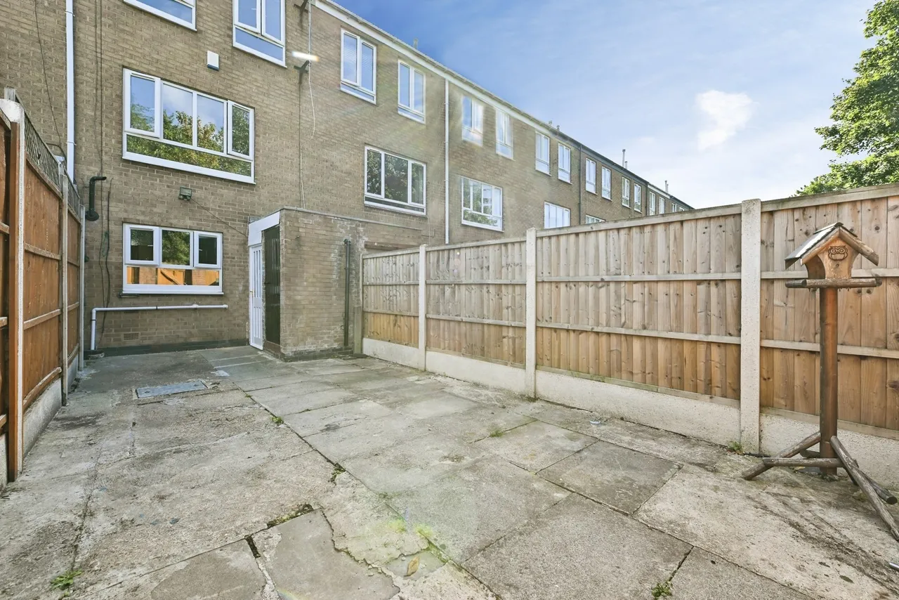 Soudan Drive, NOTTINGHAM, Nottinghamshire, NG2, photo 14