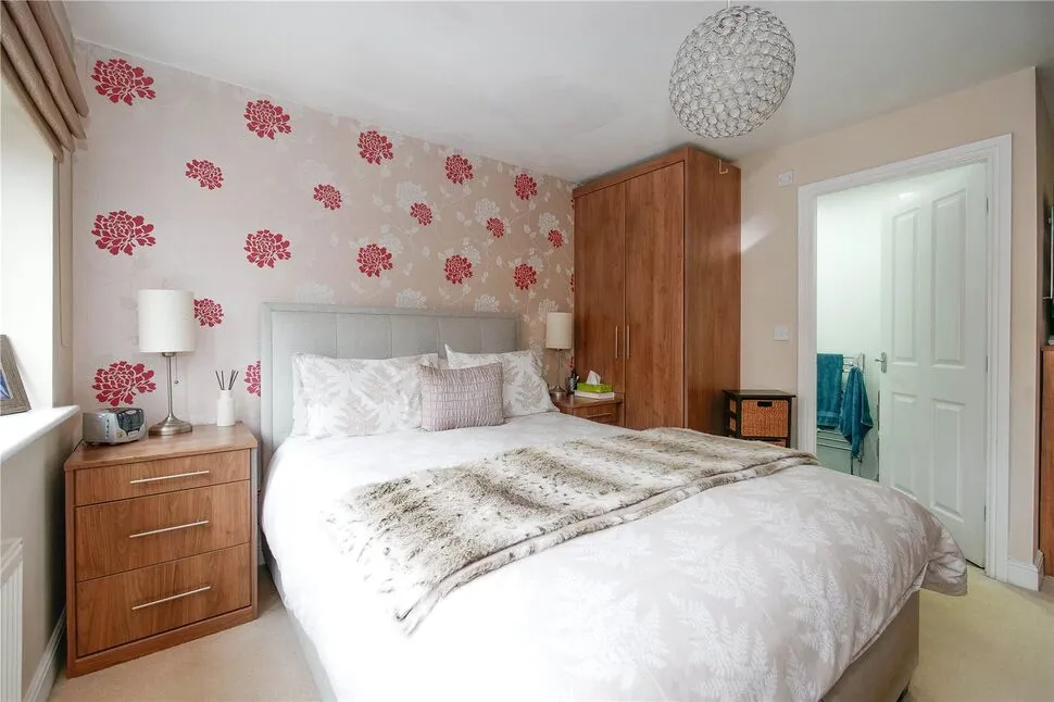 St. Helier Grove, Baildon, West Yorkshire, BD17, photo 9