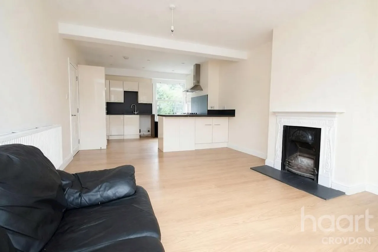 3 bed flat to rent, Temple Road, CR0