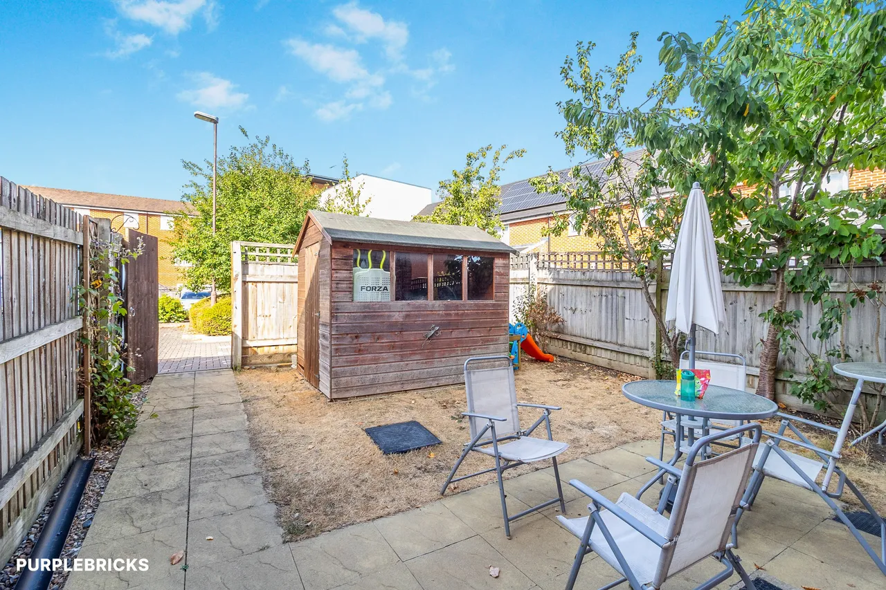Bowling Green Close, Milton Keynes, MK2, photo 32